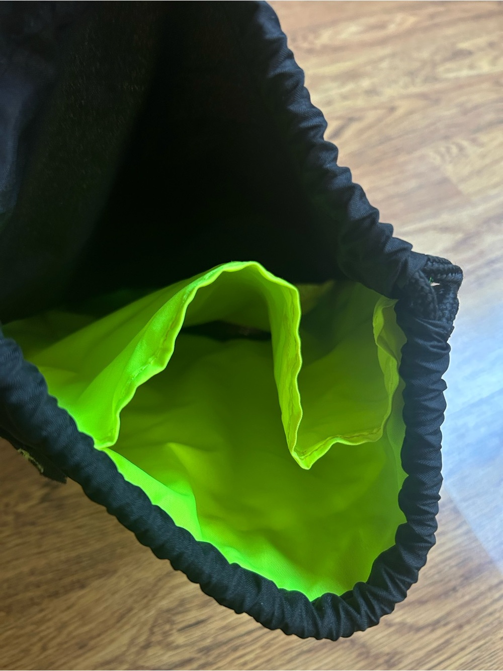 Nike Drawstring Bag - Picture 4 of 8